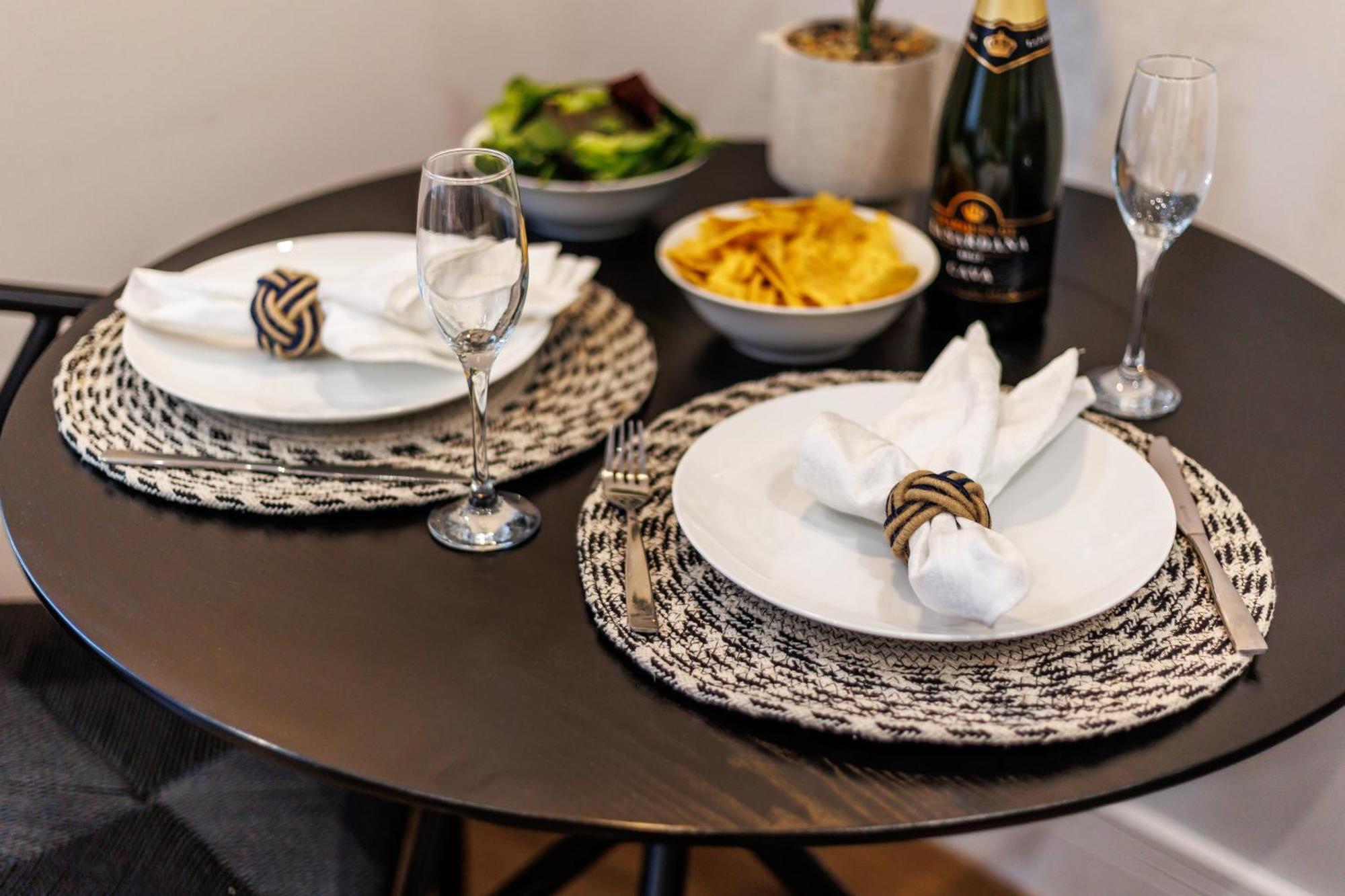 Sea Breeze - Pebbles Apartment Bournemouth Bagian luar foto