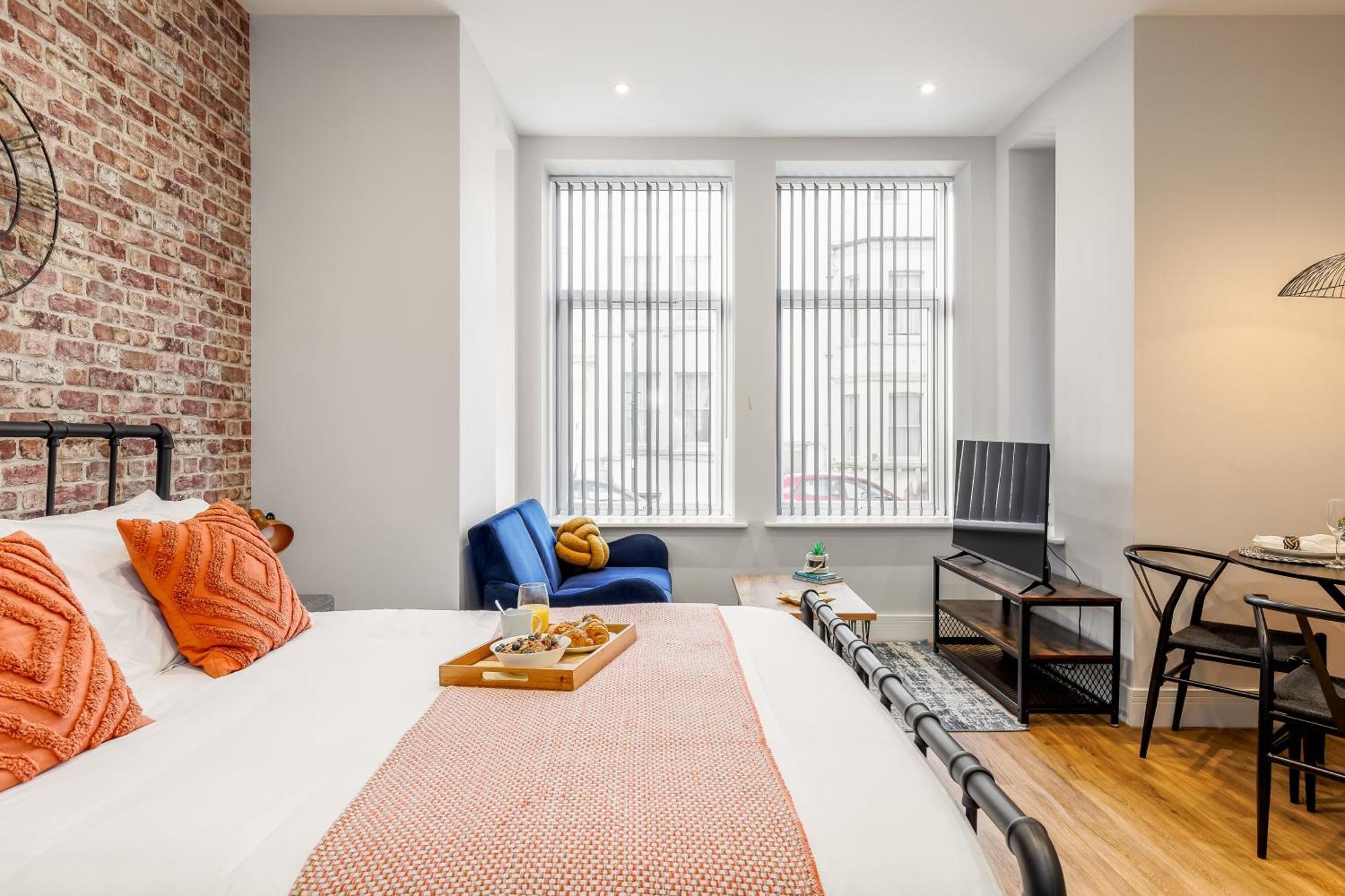 Sea Breeze - Pebbles Apartment Bournemouth Bagian luar foto