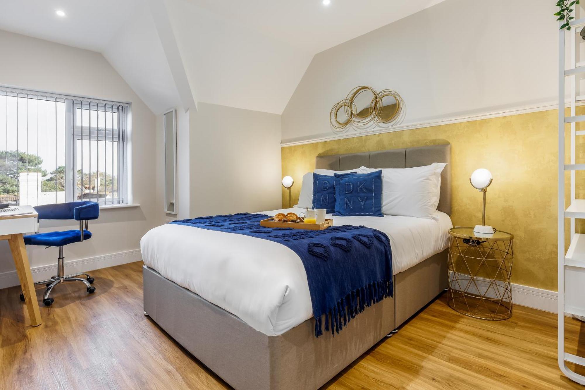 Sea Breeze - Pebbles Apartment Bournemouth Bagian luar foto