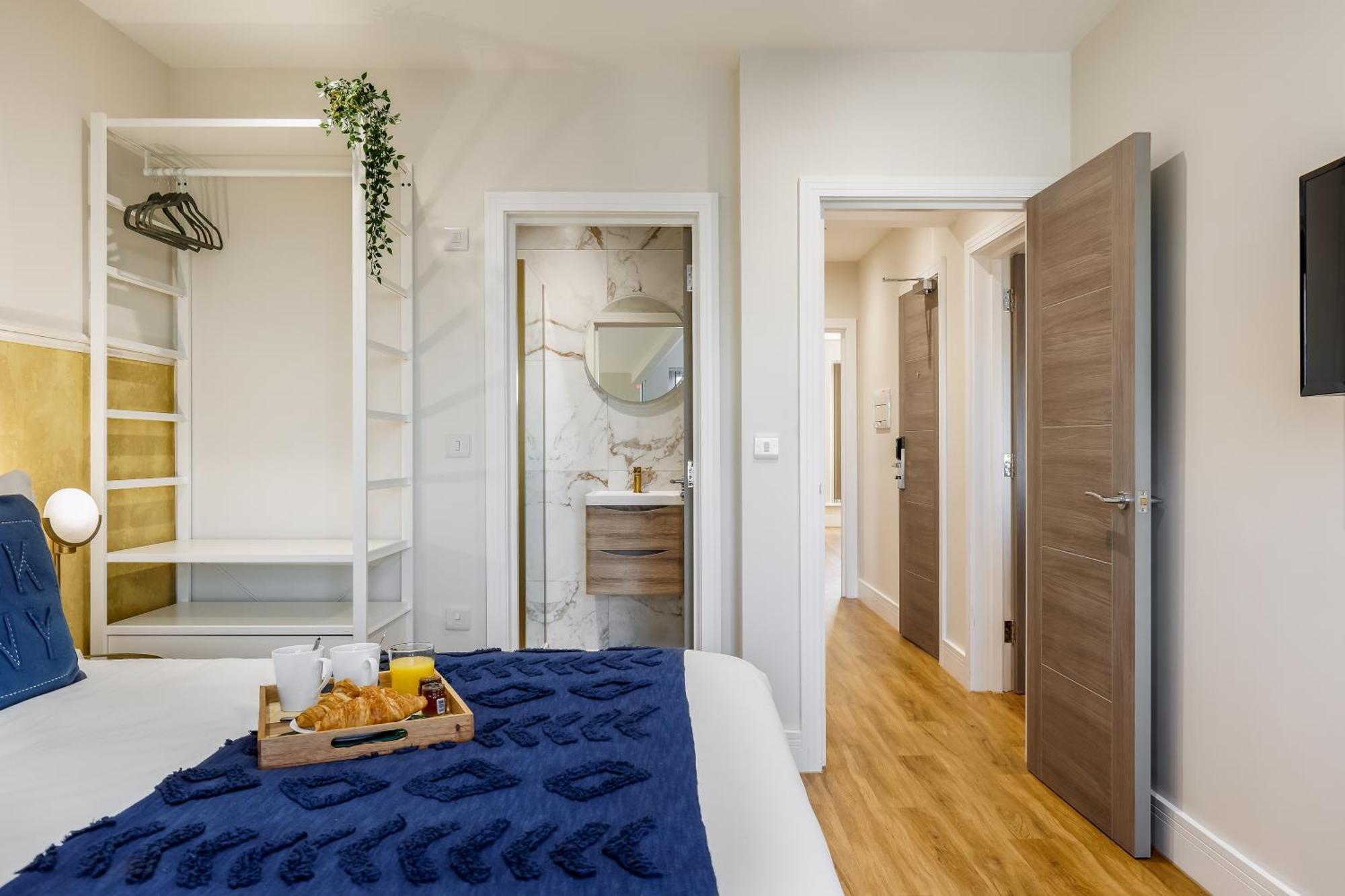 Sea Breeze - Pebbles Apartment Bournemouth Bagian luar foto