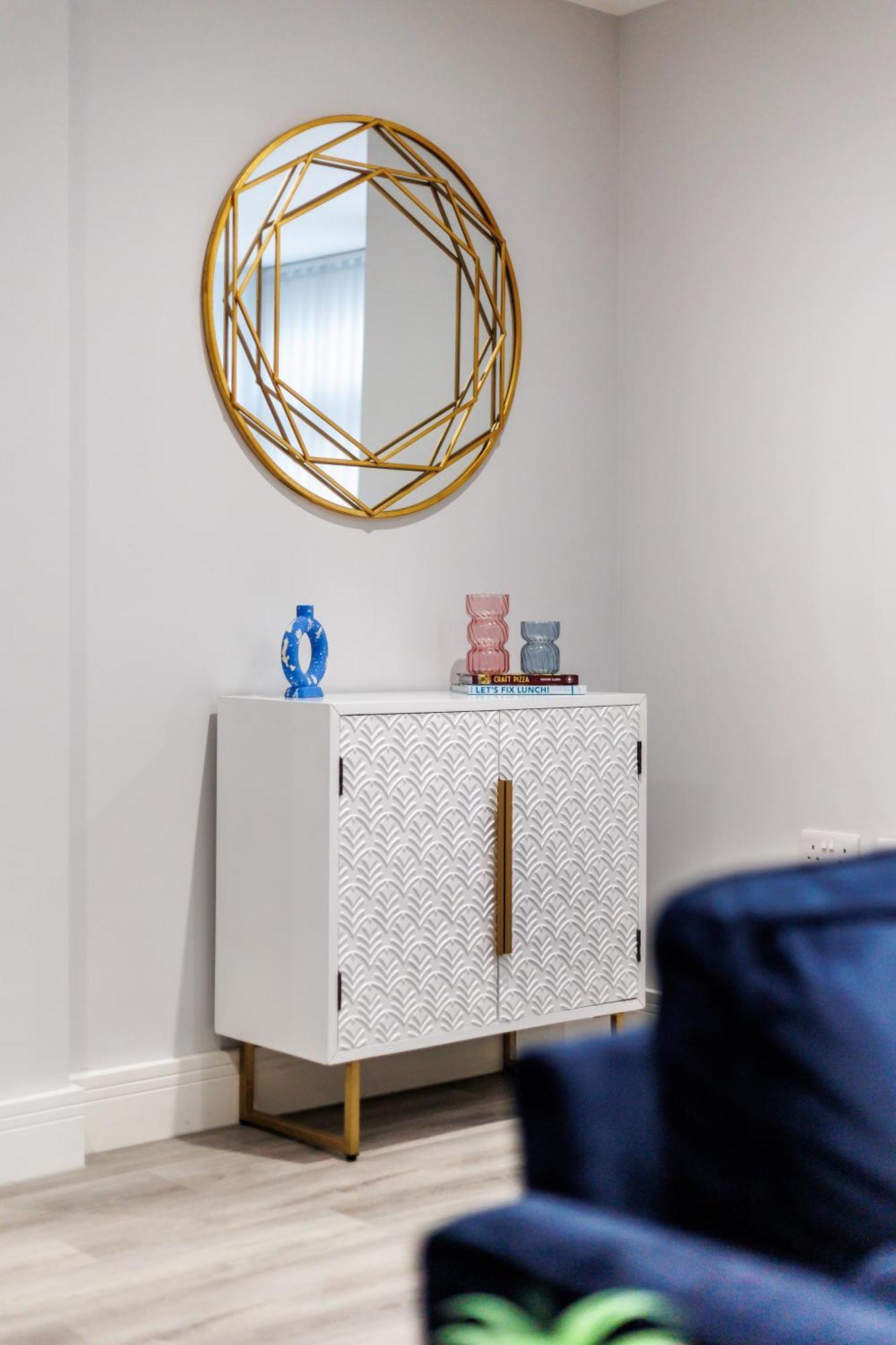 Sea Breeze - Pebbles Apartment Bournemouth Bagian luar foto