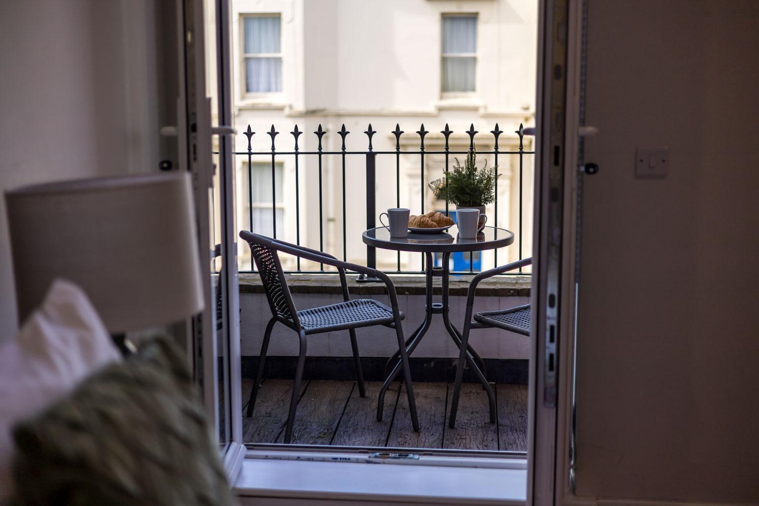 Sea Breeze - Pebbles Apartment Bournemouth Bagian luar foto